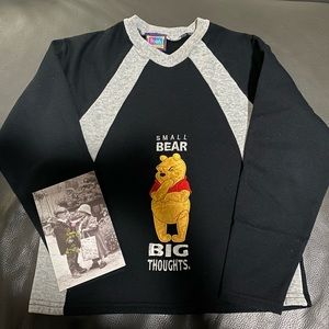 Vintage Y2K 90 POOH Unisex Kids Disney Sweater